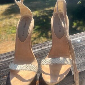 Isabella Fiore Italian Leather Snakeskin Suede Strappy Heels Pumps